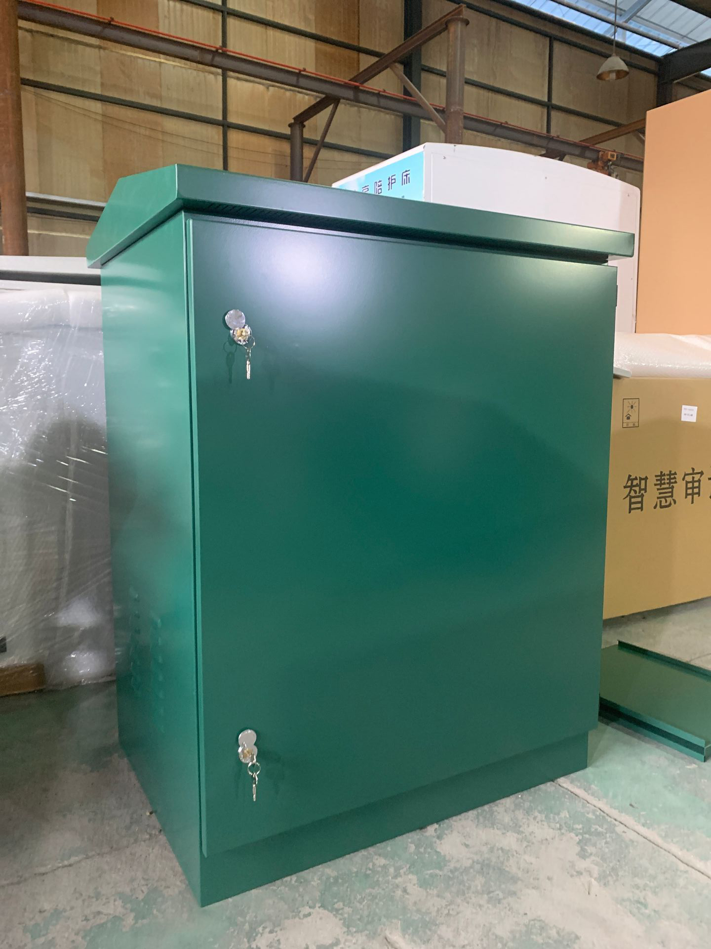成都戶外機柜生產工廠在哪